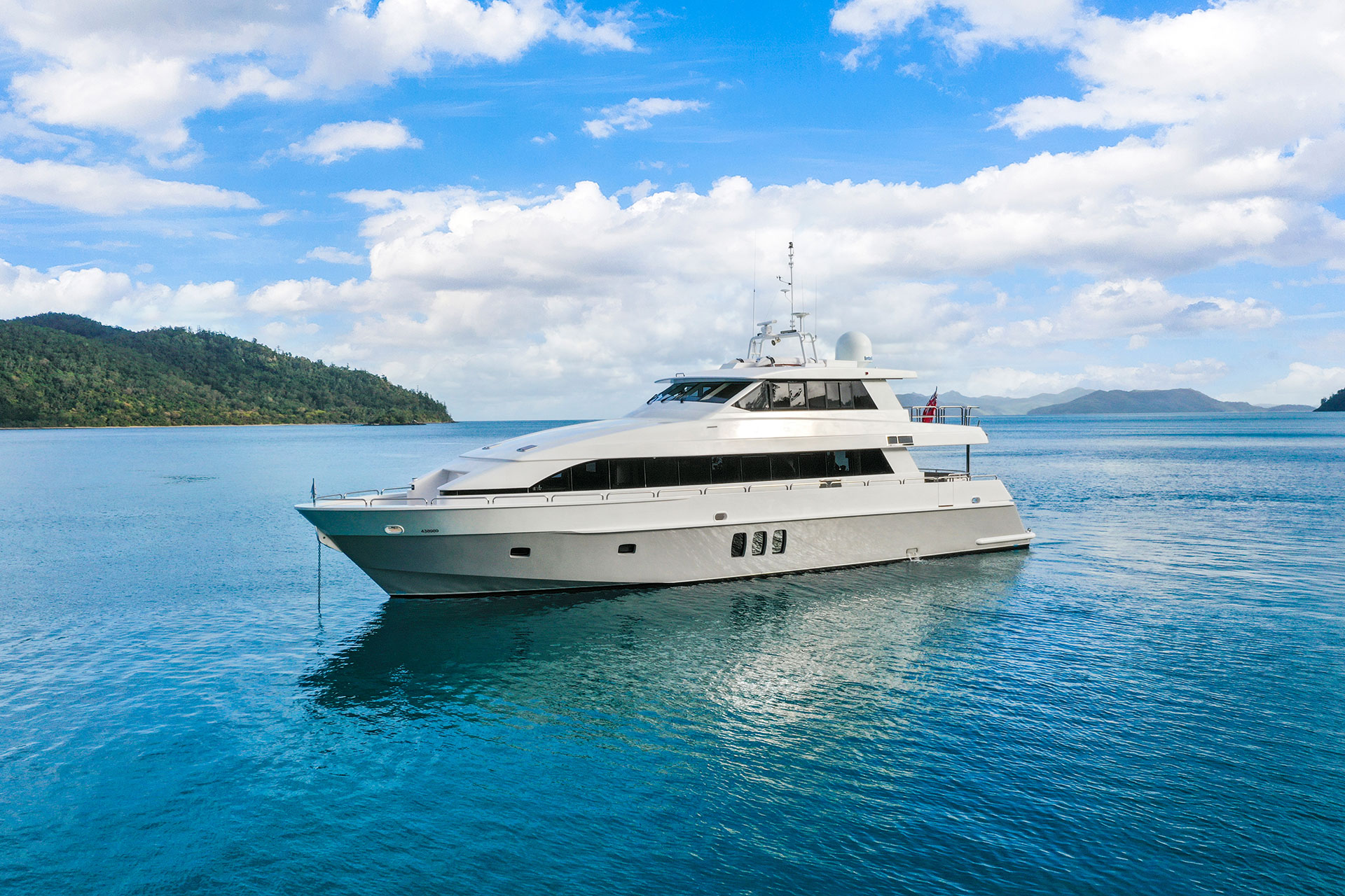 Segara Yacht Charter